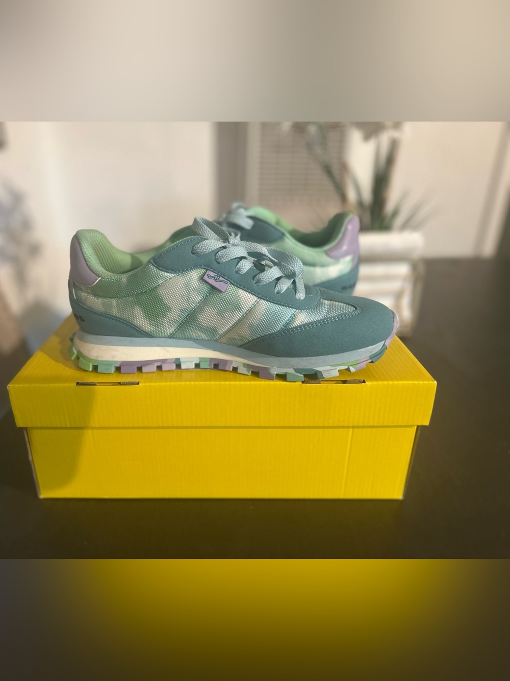 Pastel Green Tie-Dye Kids Sneakers with Mint Accents